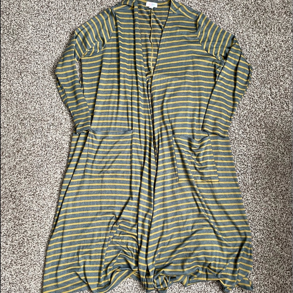 LulaRoe Sarah cardigan